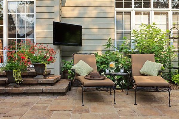 Outdoor TV